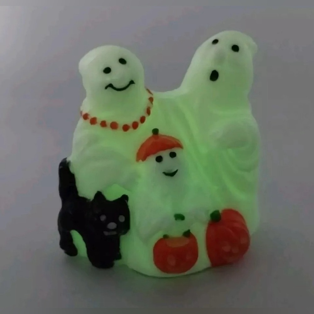 Vtg Avon‎ Halloween Ghostly Glow Wax Figurine Ghosts Black Cat Jack O Lanterns